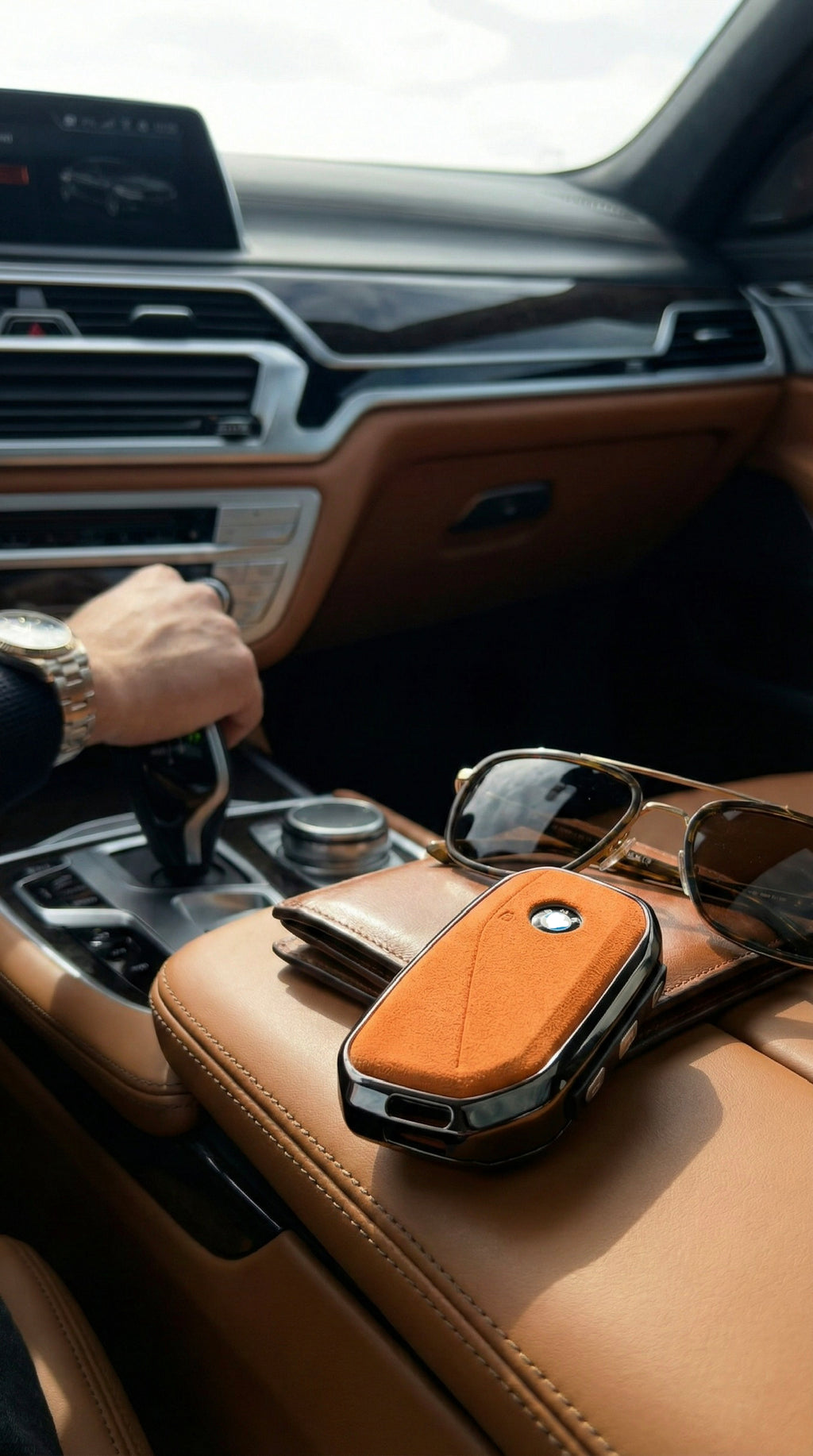 Premium Suede & Metal Key Fob Cover For BMW X5, X7 (LCI), iX & 7 Series | Luxury Protective Case